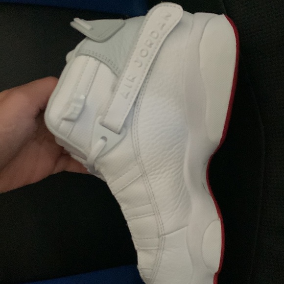 Jordan’s used once clean size 7 big boys - Picture 3 of 6